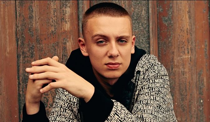 Who is Aitch Dating?