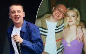 Who is Aitch Dating?