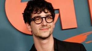 What Are Milo Manheim’s Fans Saying About His Love Life?