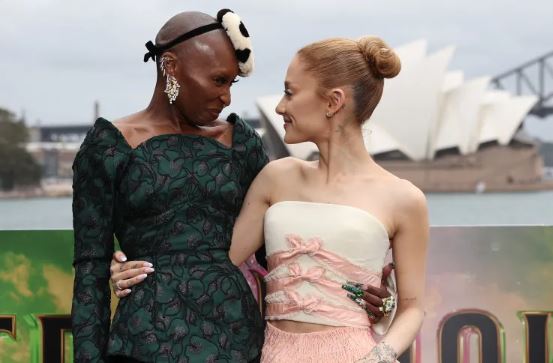 Is Ariana Grande Dating Cynthia?