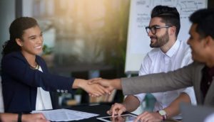 Are Hierarchical Relationships Always Unhealthy?