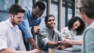 How Can One Navigate a Hierarchical Relationship in a Healthy Way?