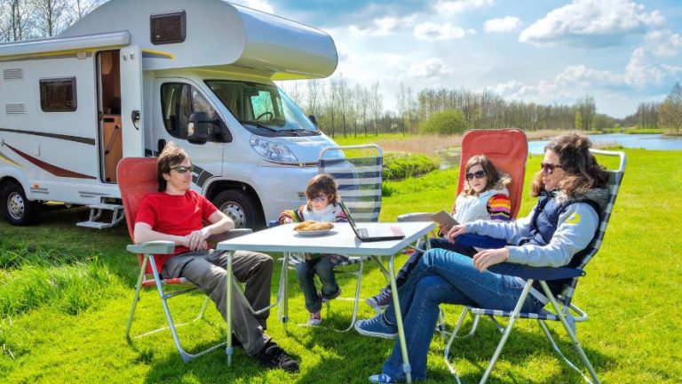 What Should You Pack for a Hassle-Free Motorhome Adventure?